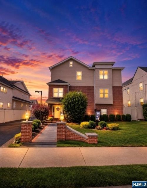 43 Bridge St, Belleville, NJ, 07109-2431 | Card Image