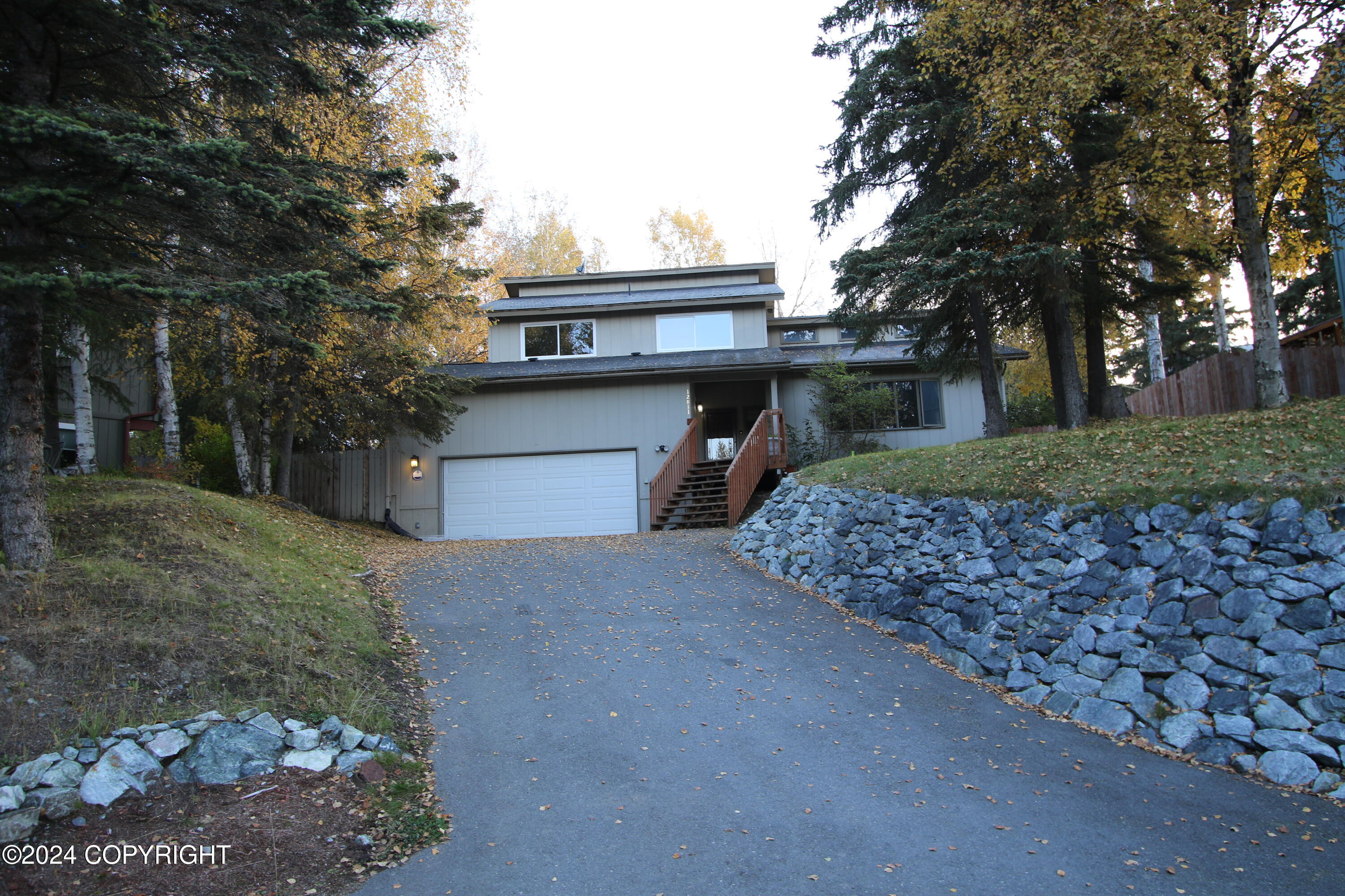 Huffman Cir, Anchorage, AK 99516