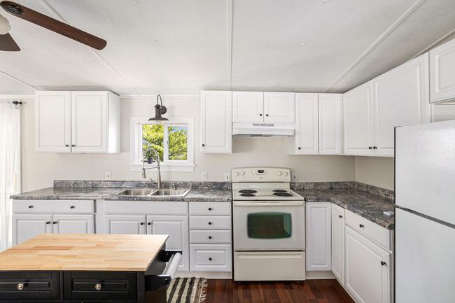 5710 Pear Ave, House other with 2 bedrooms, 1 bathrooms and null parking in Newaygo MI | Image 7