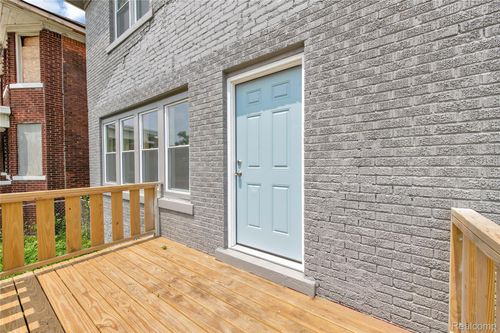 2916 Gladstone St, Detroit, MI, 48206-2129 | Card Image