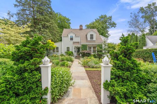 252 Shoreham Village Dr, Fairfield, CT, 06824-6229 | Card Image