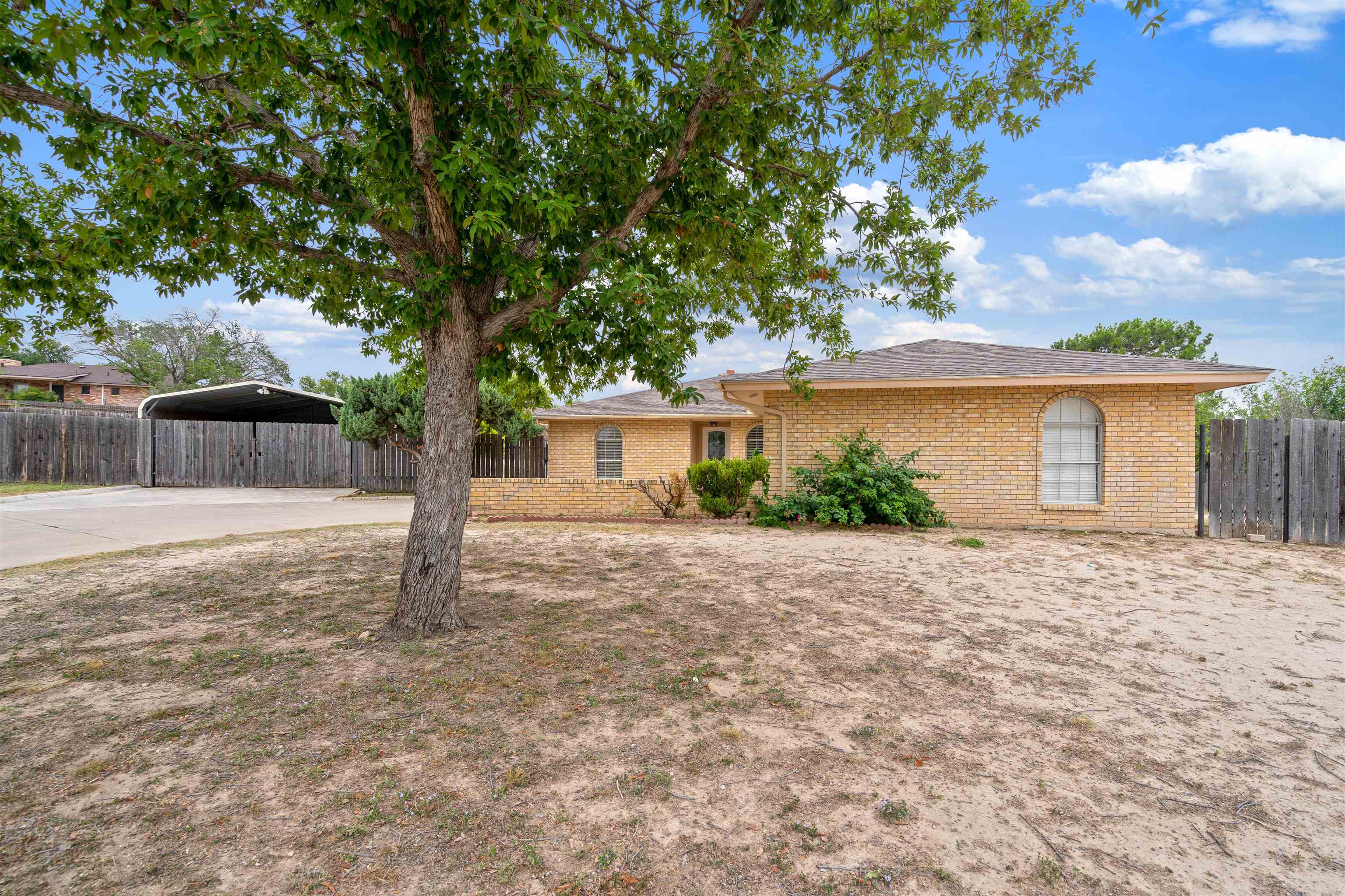 Residential in Del Rio 5