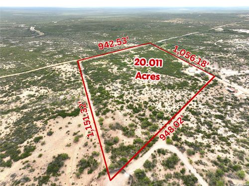 390 Rising Star Cres, Eagle Pass, TX, 78852 | Card Image