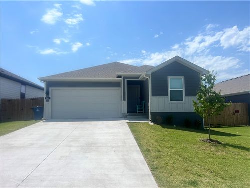 201 Granny Smith St, Gentry, AR, 72734-4035 | Card Image