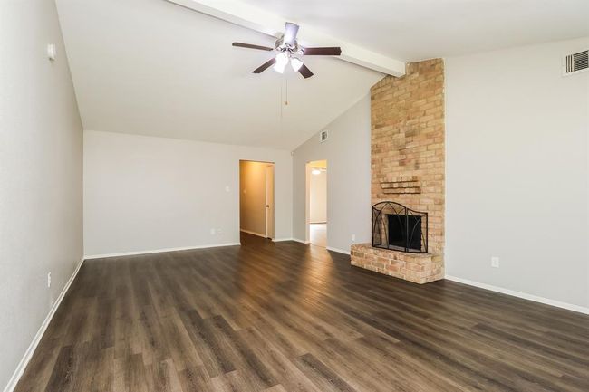 23314 Goodfellow Dr, House other with 3 bedrooms, 2 bathrooms and 2 parking in Spring TX | Image 4