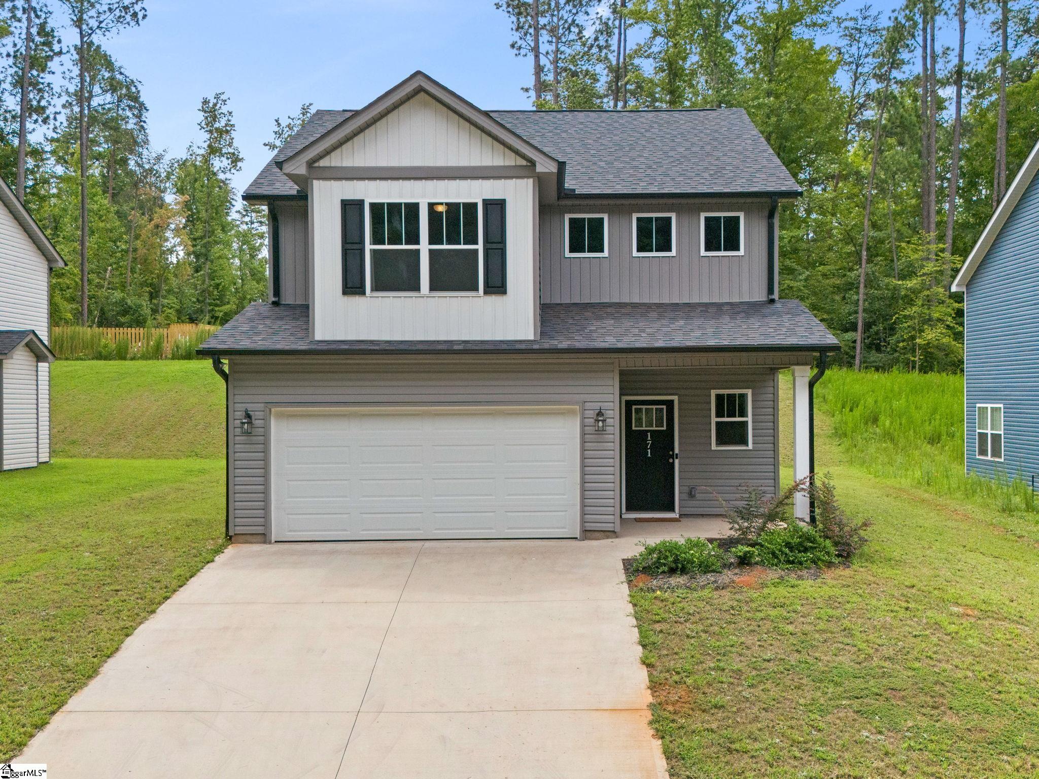Gantt Dr, Greenville, SC 29605