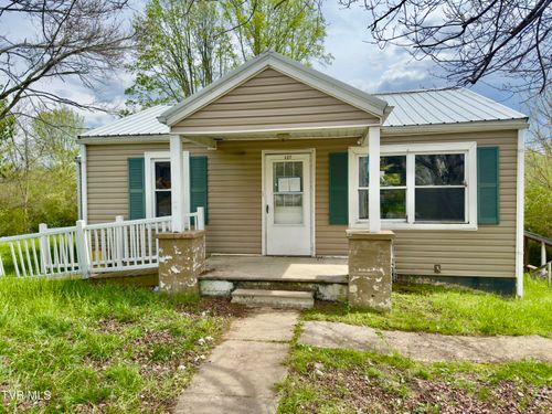 127 Chapel St, Greeneville, TN, 37743-5701 | Card Image