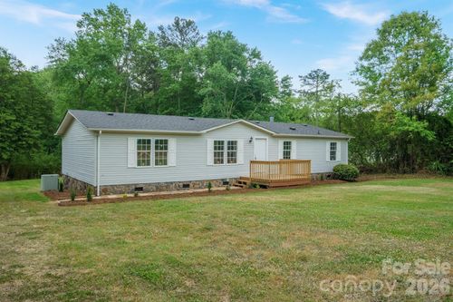 2780 Orangewood Ln, Newton, NC, 28658-9654 | Card Image