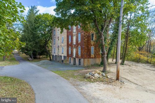 9 Schultz Ln, BARTO, PA, 19504-9526 | Card Image