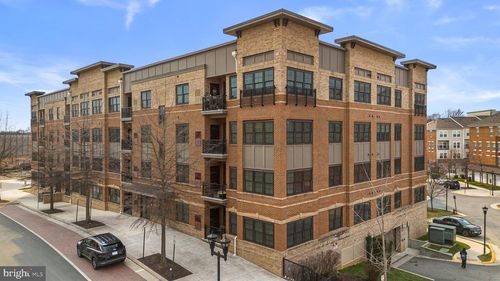 unit-305-9521 Bastille St, FAIRFAX, VA, 22031-6211 | Card Image