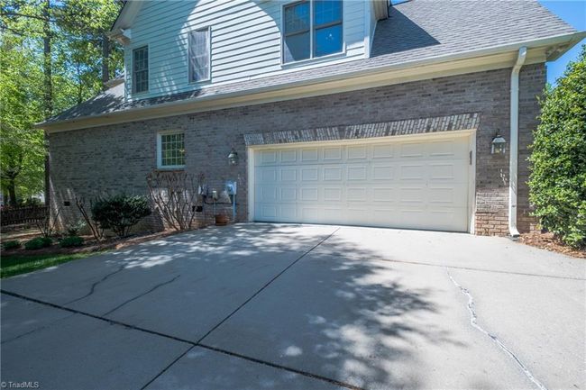 1 Amy Ct, House other with 4 bedrooms, 4 bathrooms and null parking in Jamestown NC | Image 38