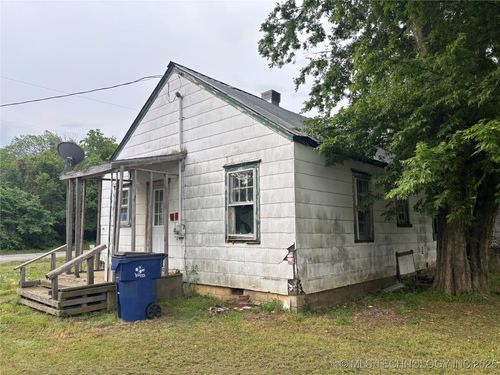 129 4th St, Vinita, OK, 74301 | Card Image