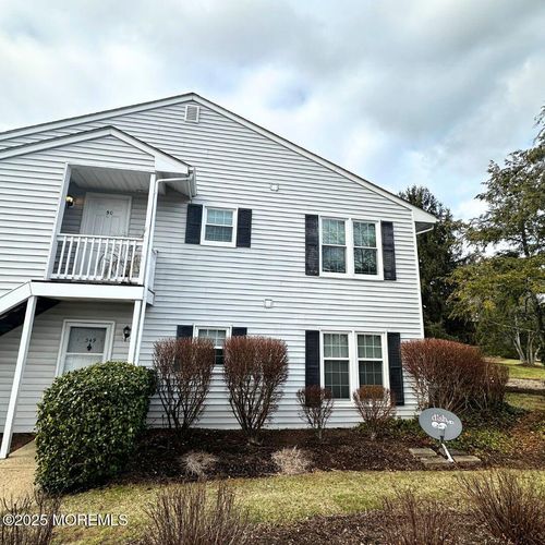 349 Burdock Court, Three Bridges, NJ, 08887 | Card Image