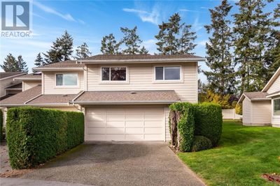 50 - 1287 Verdier Ave, Townhouse with 3 bedrooms, 3 bathrooms and null parking in Brentwood Bay BC | Image 1