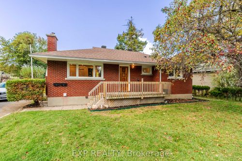 24 Newhaven St, Nepean, ON, K2G0X5 | Card Image