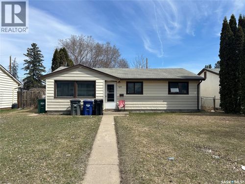 514 Av W S, Saskatoon, SK, S7M3G8 | Card Image