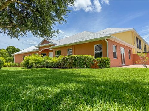 unit-142-4565 Bridgepointe Way, Vero Beach, FL, 32967-6898 | Card Image