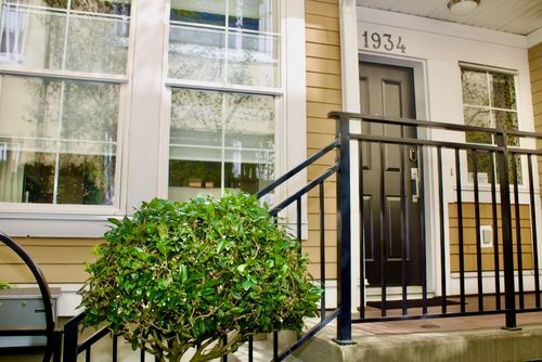 1934 Haro St, Vancouver, BC, V6G1H6 | Card Image