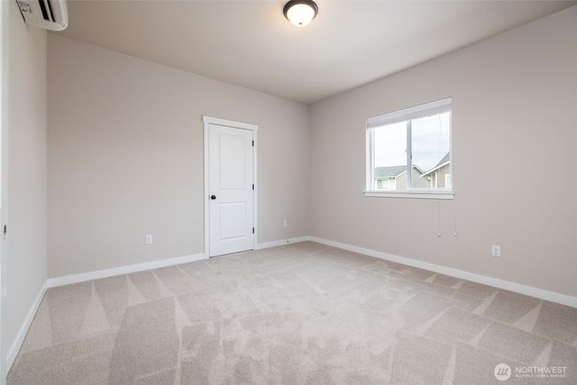 Upstairs bedroom | Image 21