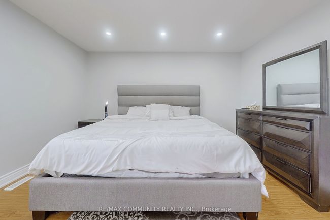 65 Creditstone Rd, House other with 5 bedrooms, 4 bathrooms and 5 parking in Brampton ON | Image 17