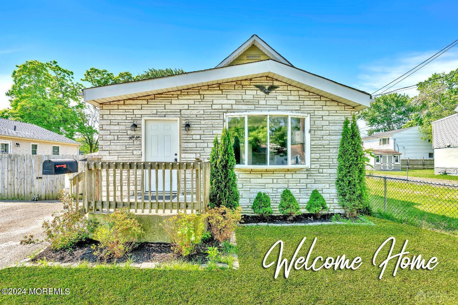 Crescent St, Keansburg, NJ 07734