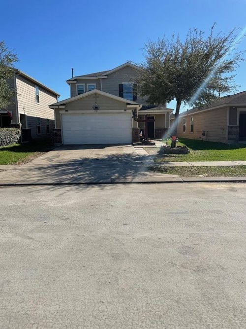 2743 Oriole Wood Ct, Houston, TX, 77038-2721 | Card Image