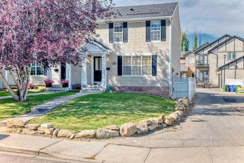 42 Ypres Green Sw, Calgary, AB, T2T6M1 | Card Image