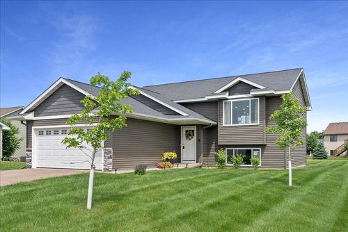 1272 Pheasant Run, New Richmond, WI, 54017-4503 | Card Image