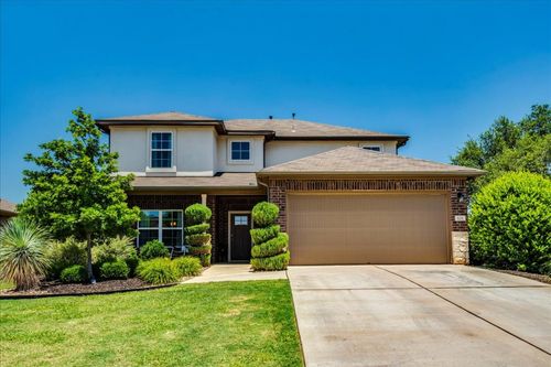 125 Groesbeck Ln, Leander, TX, 78641-4739 | Card Image
