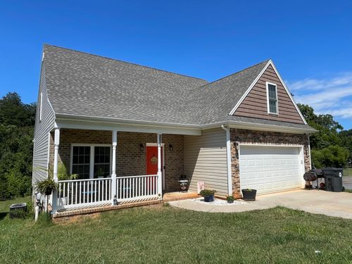 1182 Crest Rdg, Bedford, VA, 24523-3282 | Card Image