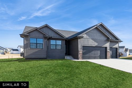 1030 Shady Lane Dr, Norwalk, IA, 50211 | Card Image