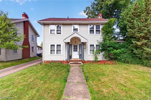1815 Harvard Ave Nw, Canton, OH, 44709-3852 | Card Image