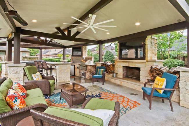 8307 Floating Heart Ct, House other with 4 bedrooms, 4 bathrooms and 3 parking in Conroe TX | Image 37