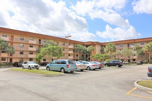 apt-203-4940 E Sabal Palm Blvd, Tamarac, FL, 33319-2620 | Card Image