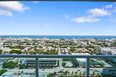 2808 - 650 West Ave, Condo with 3 bedrooms, 2 bathrooms and null parking in Miami Beach FL | Image 2