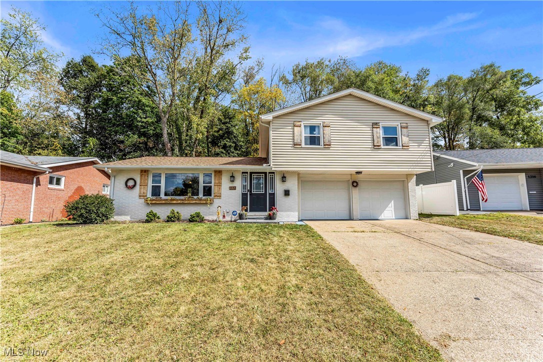 2nd St, Massillon, OH 44646