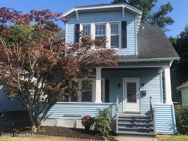 Holmes Ct, Albany, NY 12209