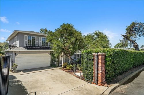914 Calle Jazmin, Thousand Oaks, CA, 91360-4925 | Card Image
