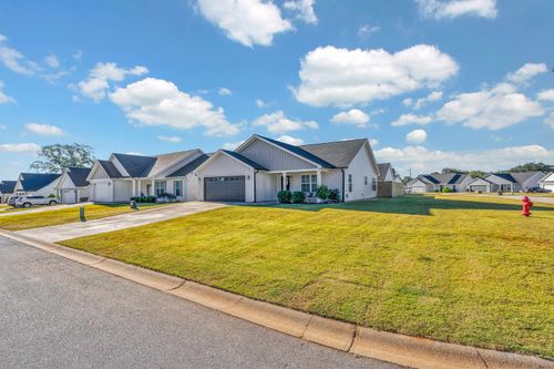 123 Lily Way, Lyman, SC, 29365-9807 | Card Image