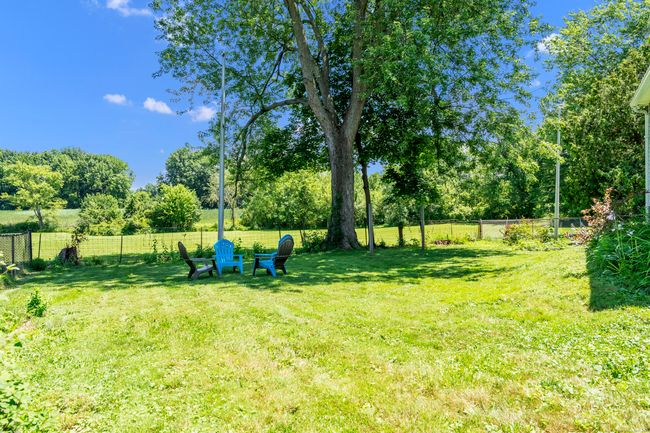 226 Middletown Ave, Home with 6 bedrooms, 2 bathrooms and 8 parking in Wethersfield CT | Image 29