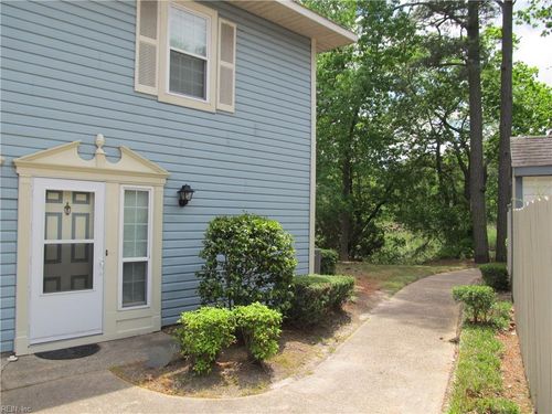 4650 Genoa Cir, Virginia Beach, VA, 23462-3159 | Card Image
