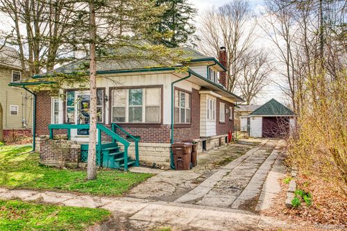 316 S Main St, Webberville, MI, 48892-5143 | Card Image