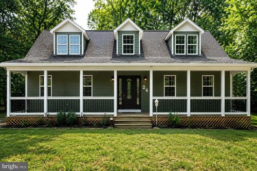 24 Pointer Ln, Zion Crossroads, VA, 22942-6860 | Card Image