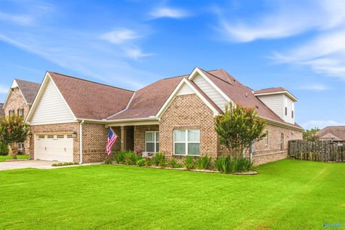 22817 Ledges Dr, Athens, AL, 35613-5977 | Card Image