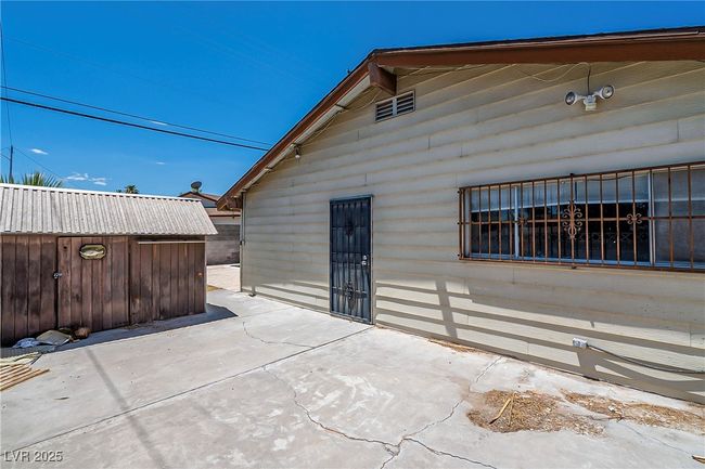 4401 Saint Andrews Cir, House other with 3 bedrooms, 2 bathrooms and null parking in Las Vegas NV | Image 39