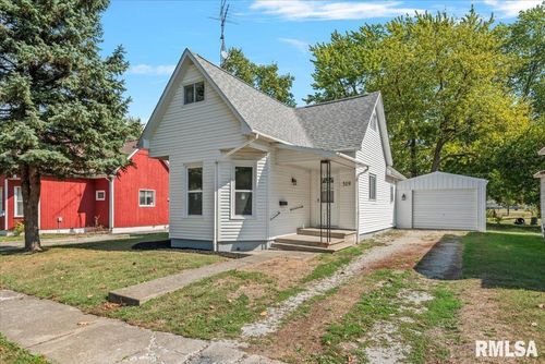 519 S Pine St, Nokomis, IL, 62075-1624 | Card Image