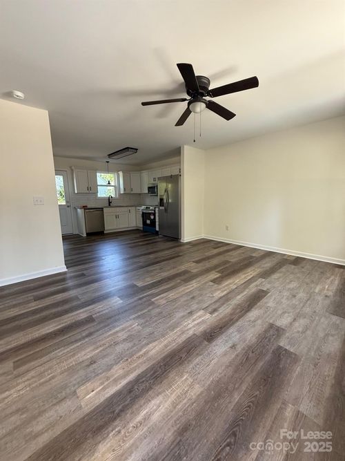 105 W F St, Newton, NC, 28658-3435 | Card Image