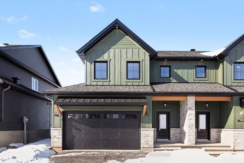 71 Villeneuve St, Moose Creek, ON, K0C1W0 | Card Image