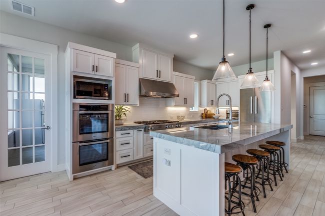 1224 Karsten Ridge Pass, House other with 4 bedrooms, 5 bathrooms and null parking in Gunter TX | Image 13