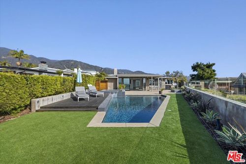 18131 Kingsport Dr, Malibu, CA, 90265-5633 | Card Image